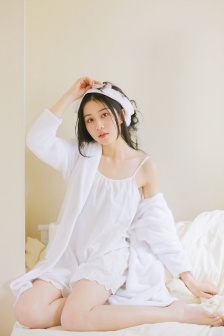 女按摩师